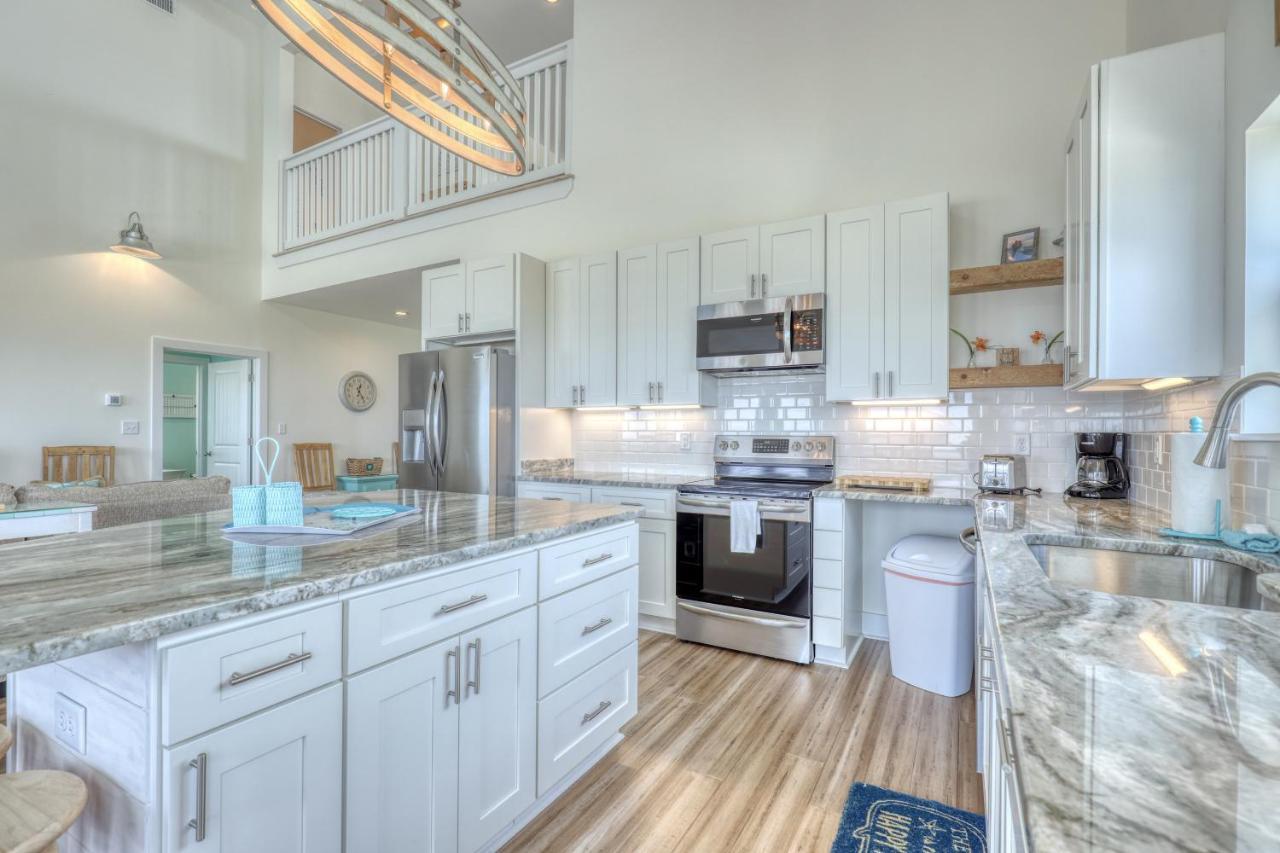 Salty Seahorse - Waterfront! Pet Friendly! Game Room, Pool Table, Beautiful Views - Room For The Whole Family Home Dauphin Island Kültér fotó